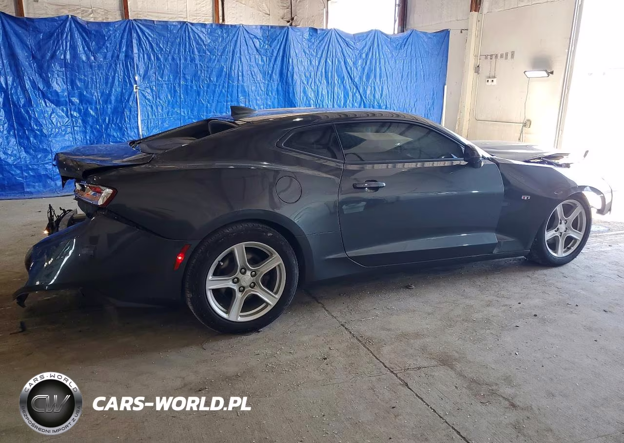 2018 Chevrolet Camaro Lt VIN:1G1FB1RX5J0165286 - 3