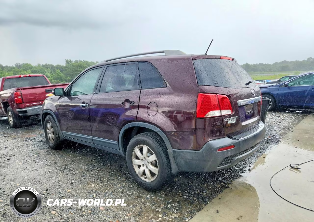 2013 Kia Sorento Lx VIN:5XYKT3A66DG393877 - 2