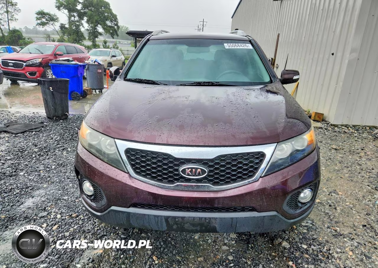 2013 Kia Sorento Lx VIN:5XYKT3A66DG393877 - 5