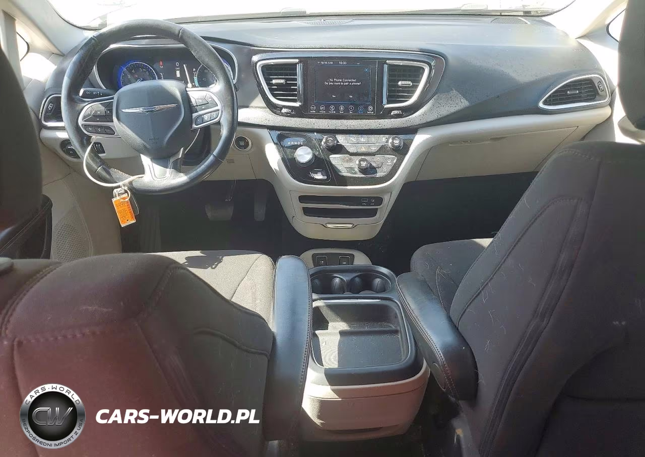 2020 Chrysler Pacifica Touring VIN:2C4RC1FG2LR210120 - 8