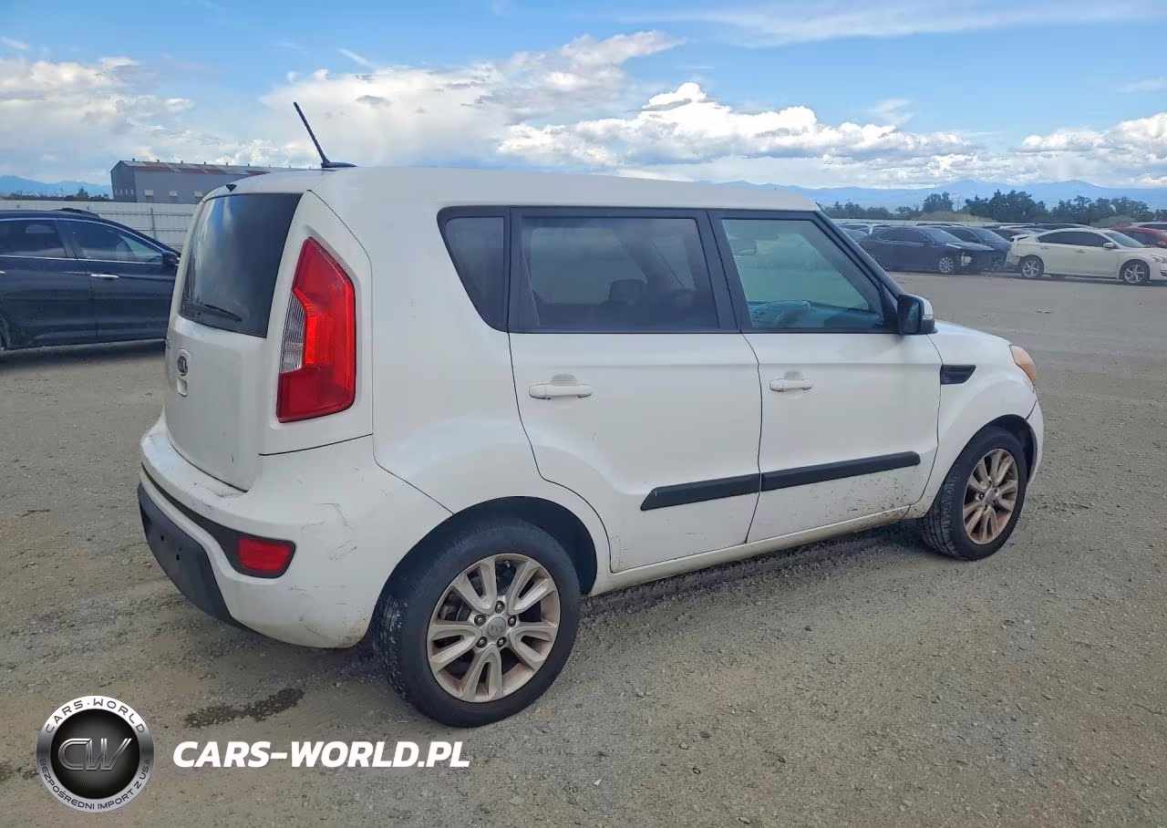 2012 Kia Soul + VIN:KNDJT2A6XC7466573 - 3
