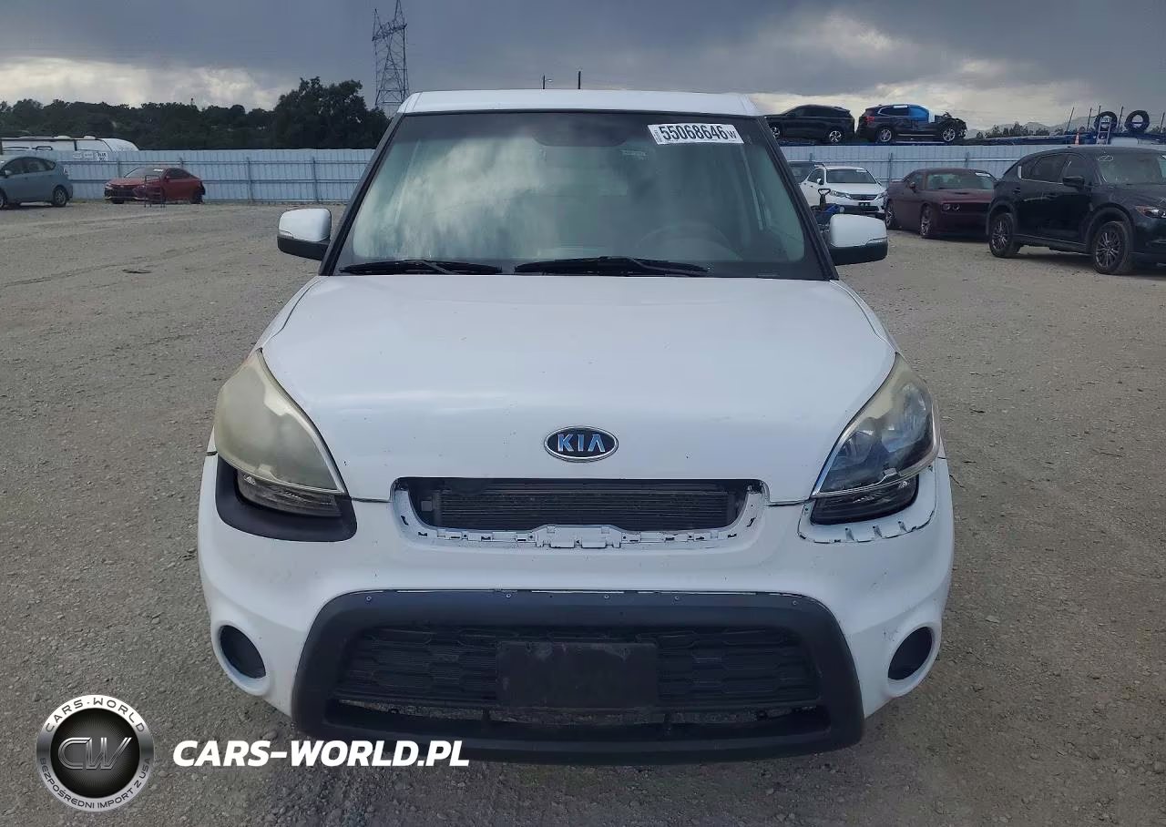 2012 Kia Soul + VIN:KNDJT2A6XC7466573 - 5