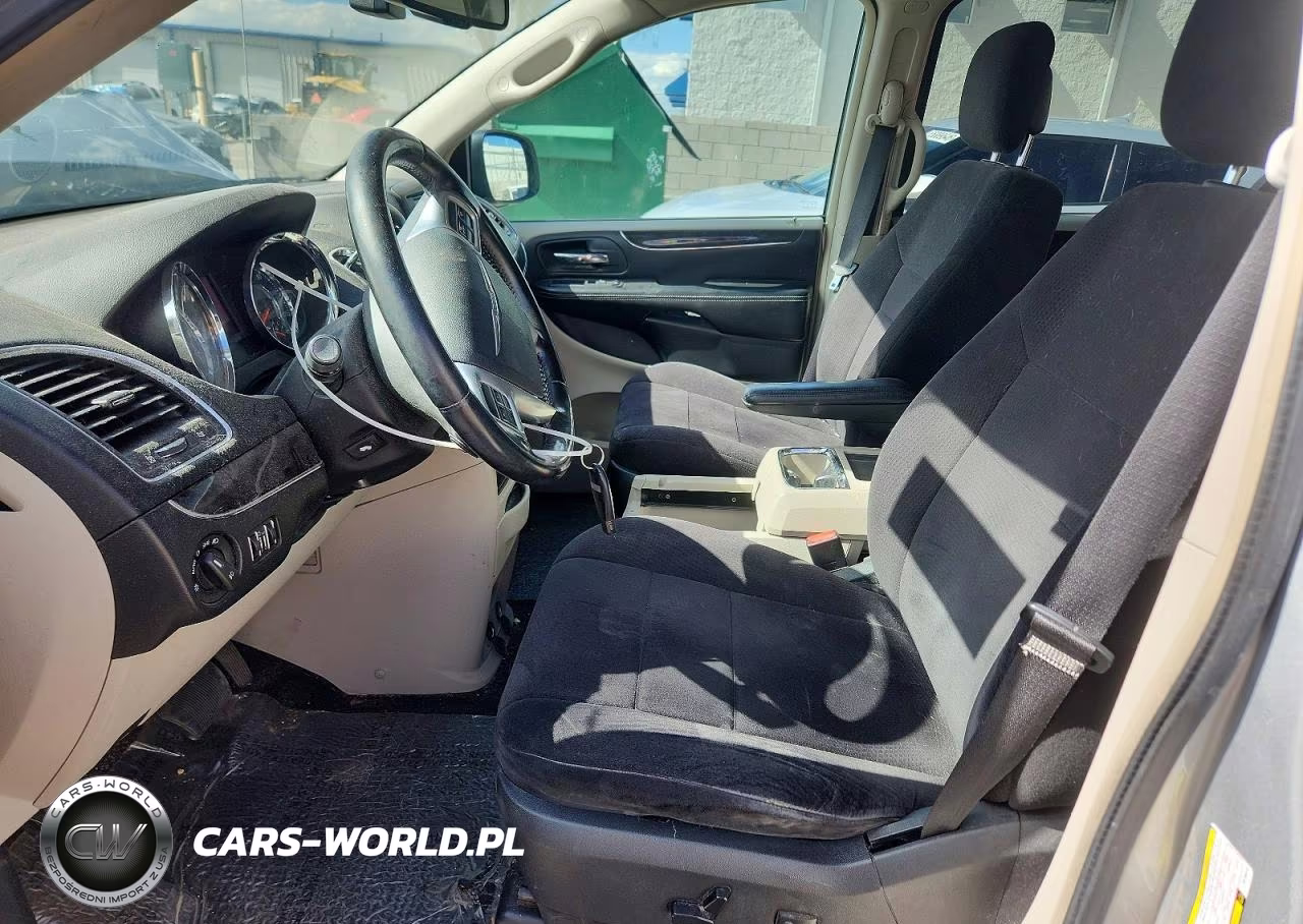 2011 Chrysler Town & Country Touring VIN:2A4RR5DG5BR708510 - 7