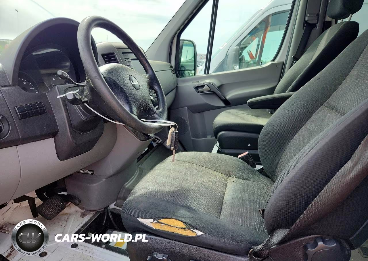 2017 Freightliner Sprinter 2500 Delivery Van VIN:WDRPE8CD3HP510827 - 7