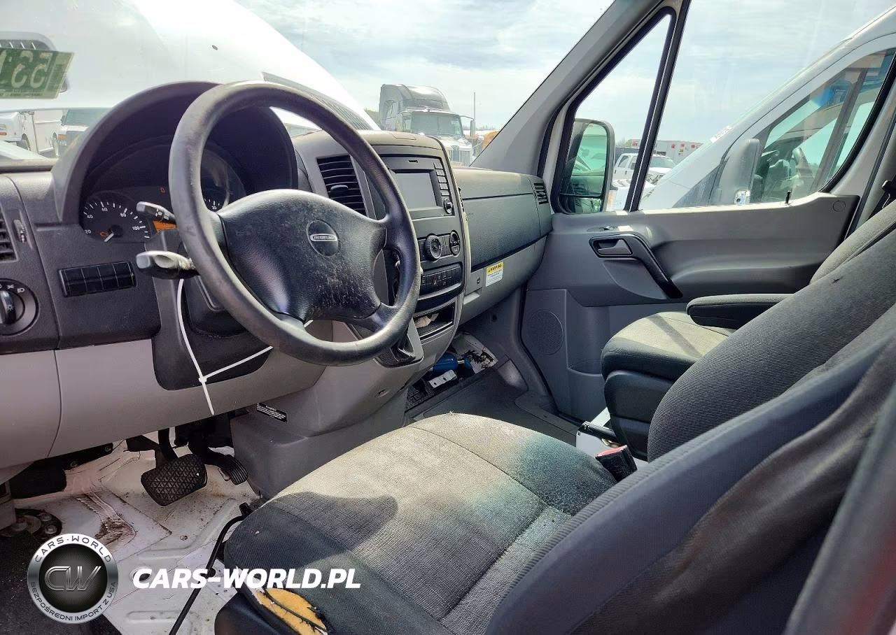 2017 Freightliner Sprinter 2500 Delivery Van VIN:WDRPE8CD3HP510827 - 8