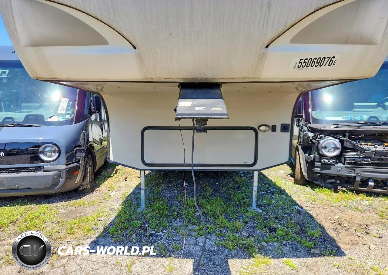 2016 Cross Roads Rezerve Camper VIN:4V0FC3627GB027356 - 7