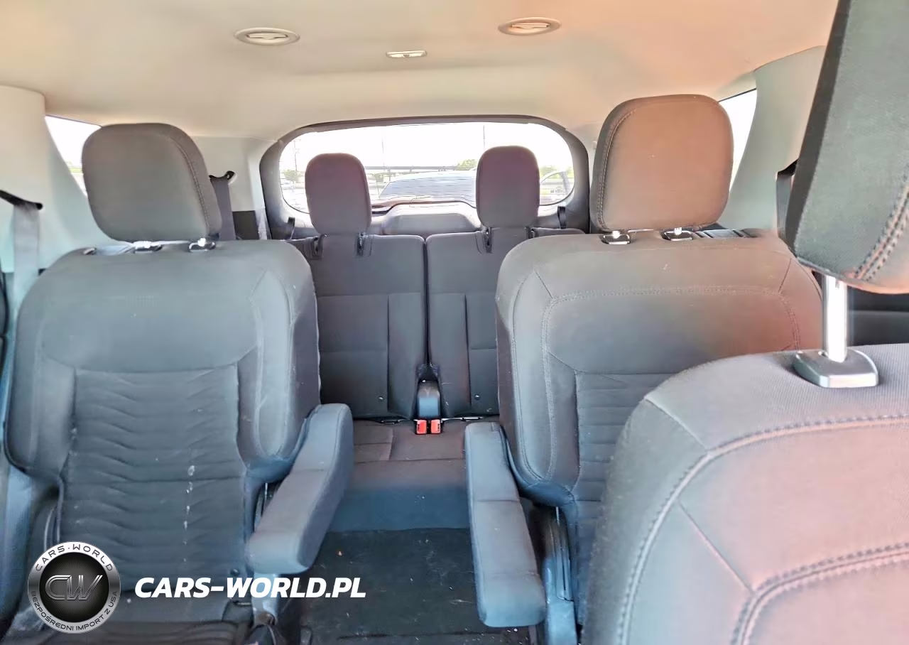 2021 Ford Explorer Xlt VIN:1FMSK7DH0MGA55701 - 10