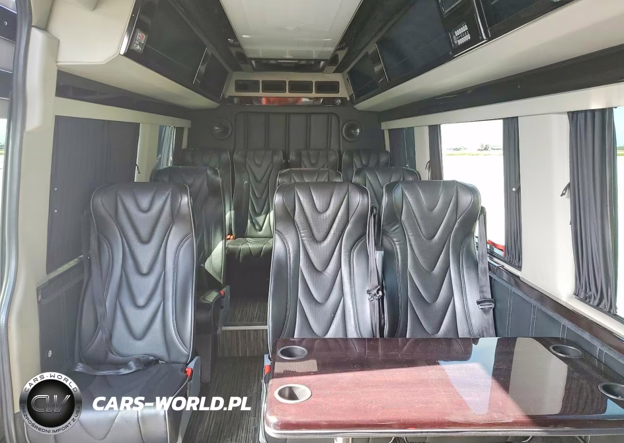 2019 Mercedes-Benz Sprinter VIN:W1X8ED3Y7KP192508 - 10