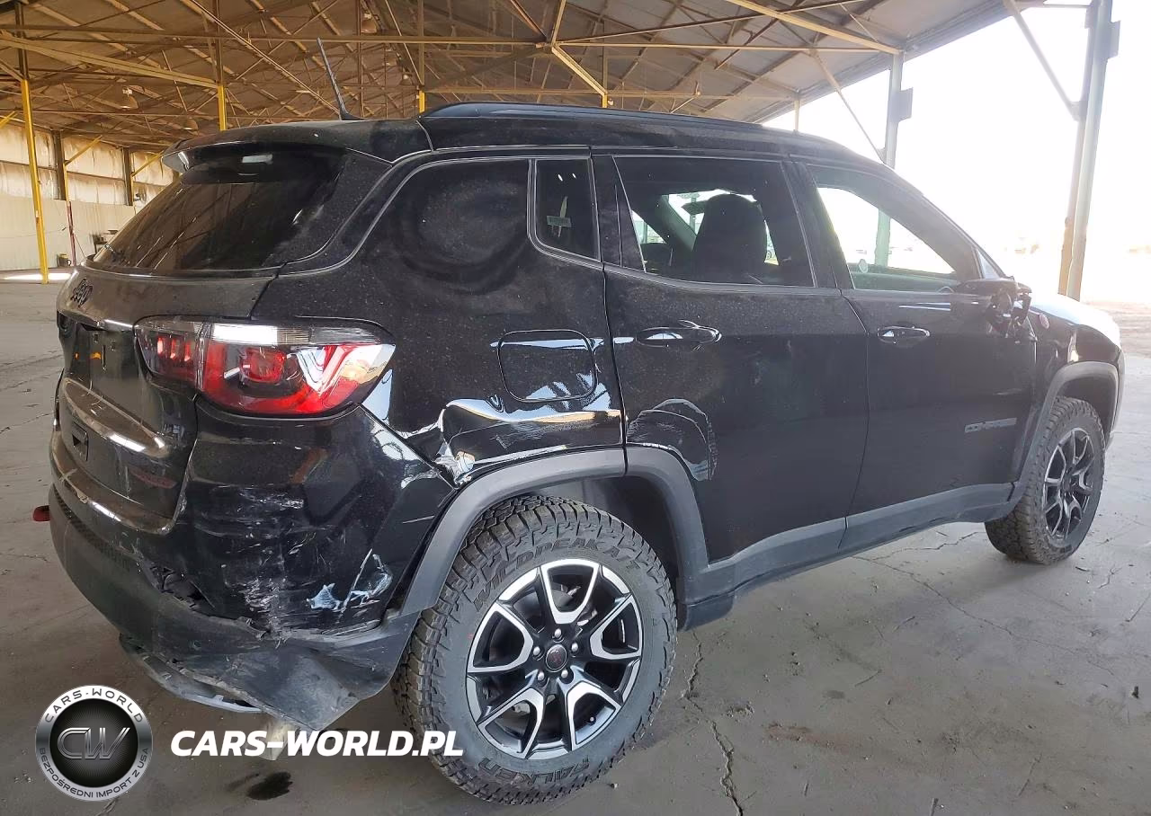 2025 Jeep Compass Trailhawk VIN:3C4NJDDN4ST546662 - 3