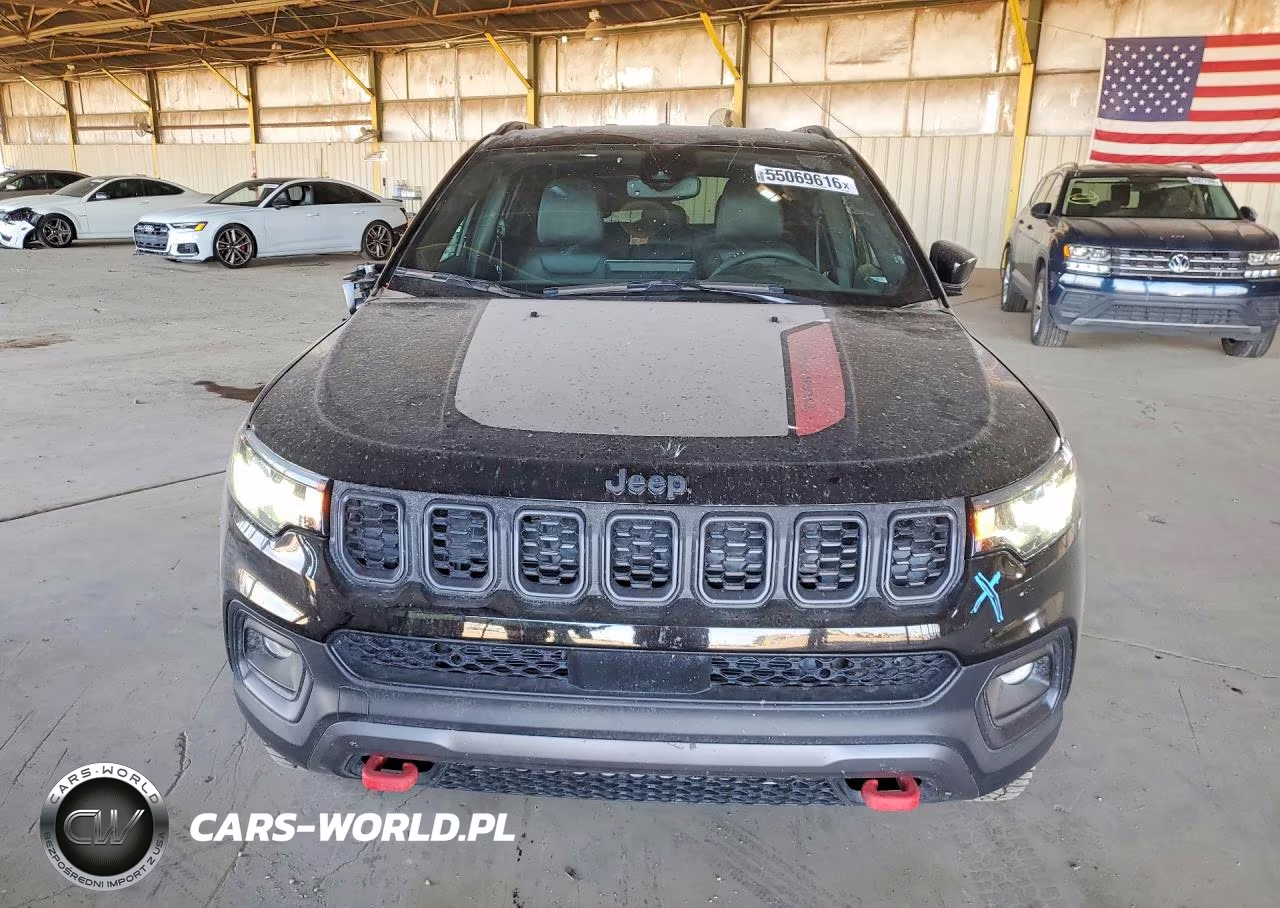2025 Jeep Compass Trailhawk VIN:3C4NJDDN4ST546662 - 5