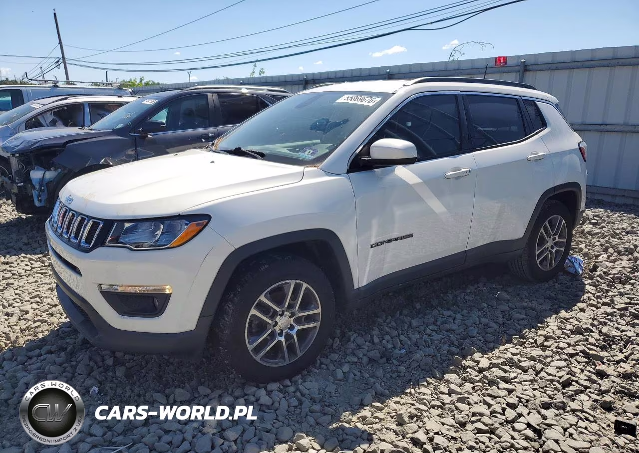 2017 Jeep Compass Latitude – zdjęcie 1 z 13