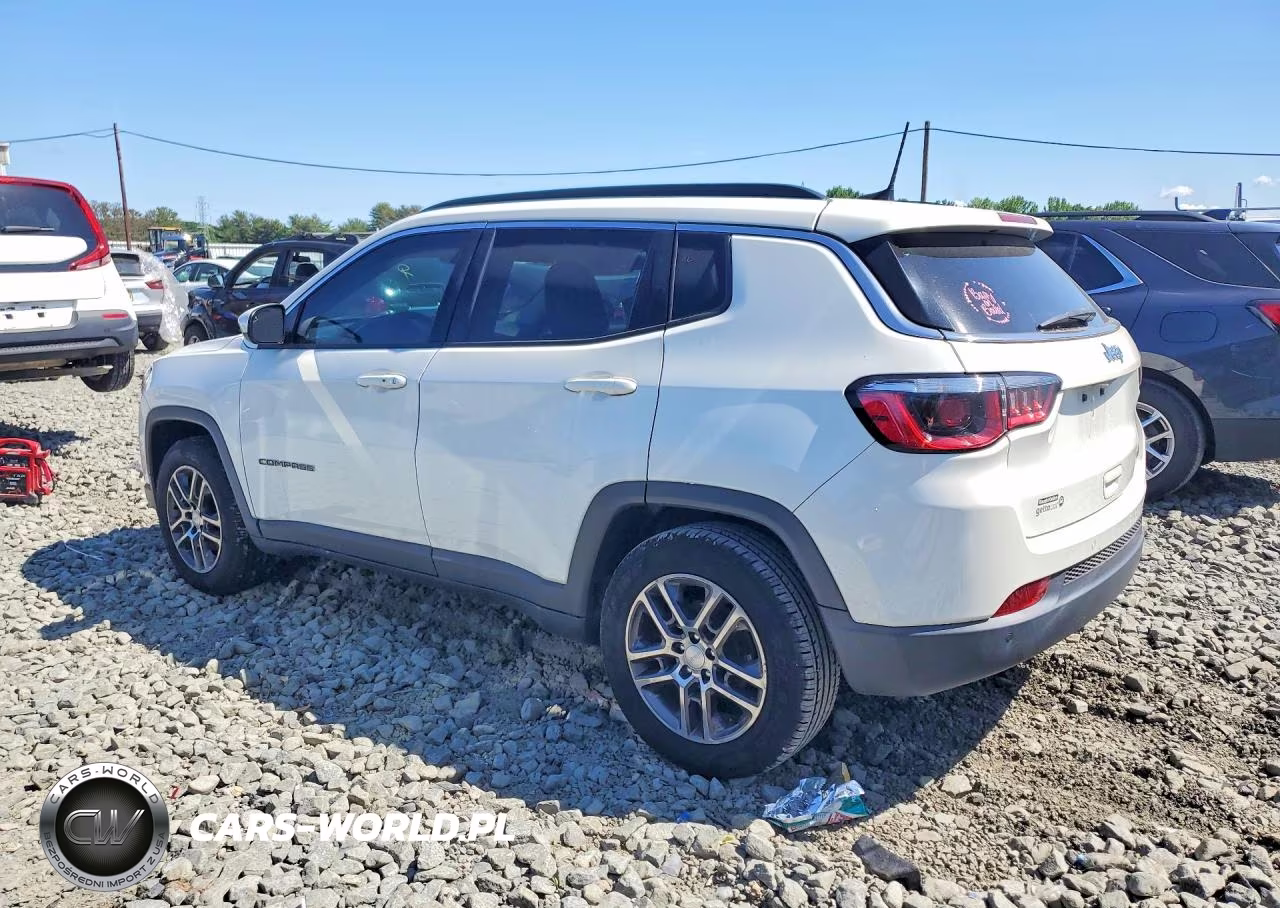 2017 Jeep Compass Latitude VIN:3C4NJCBB8HT653032 - 2