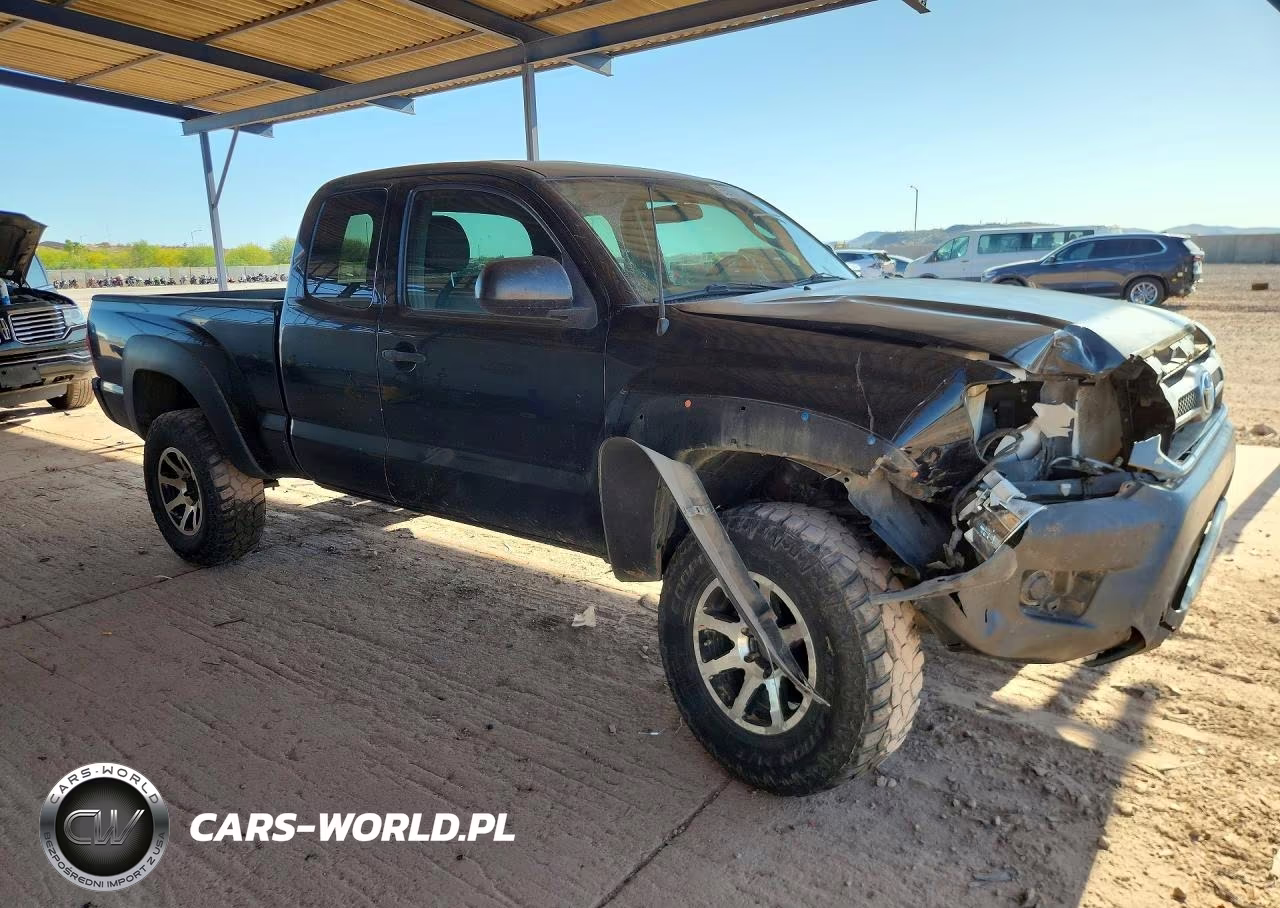 2015 Toyota Tacoma Access Cab VIN:5TFUX4EN0FX032536 - 4