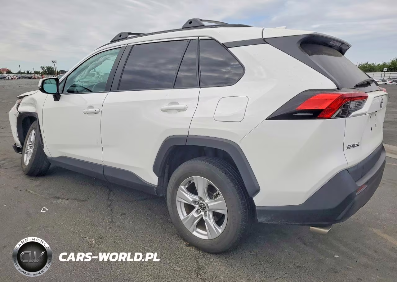 2021 Toyota Rav4 Xle VIN:2T3W1RFV4MC169276 - 2