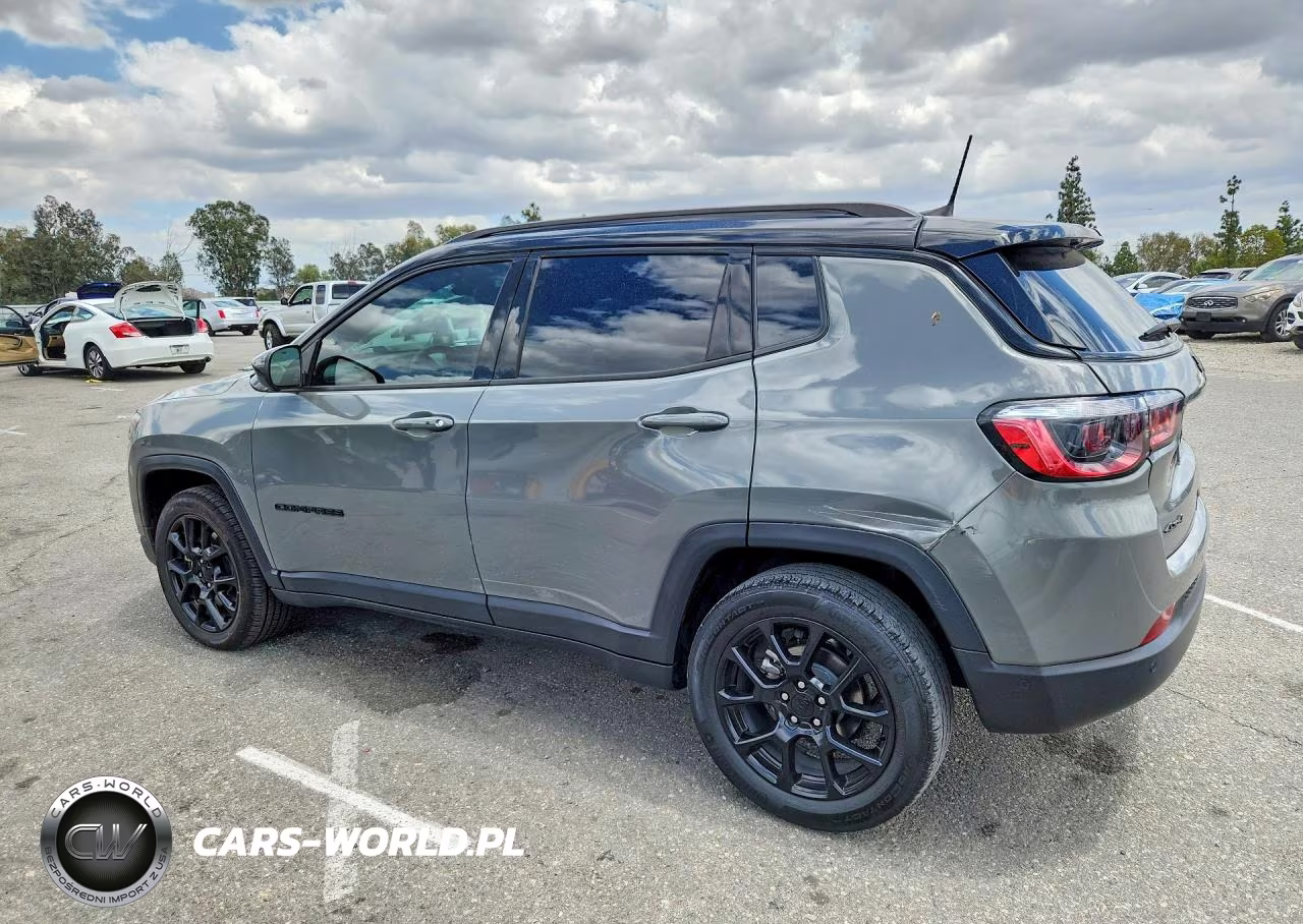 2023 Jeep Compass Latitude VIN:3C4NJDBN6PT556328 - 2