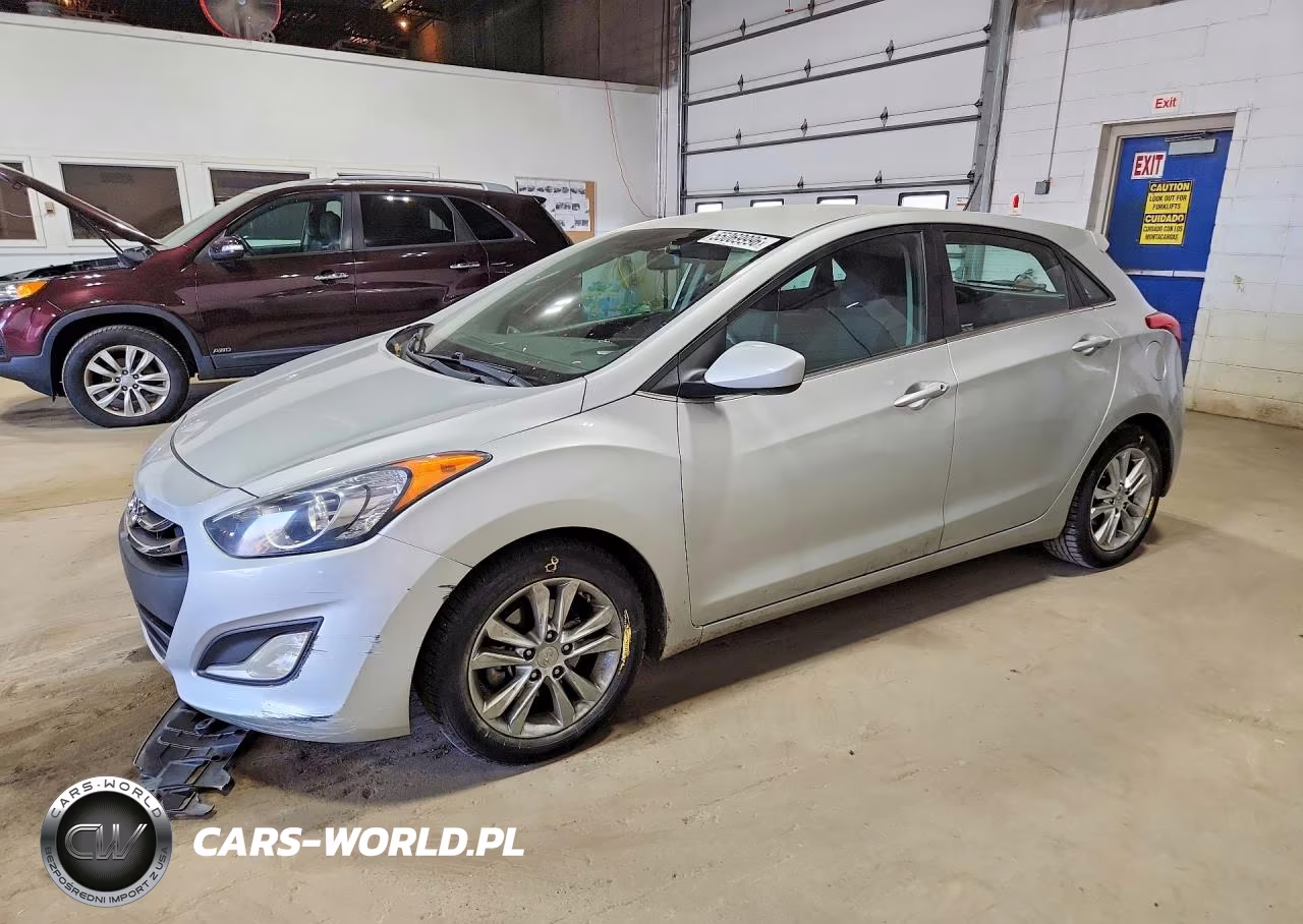 2014 Hyundai Elantra Gt Base – zdjęcie 1 z 12