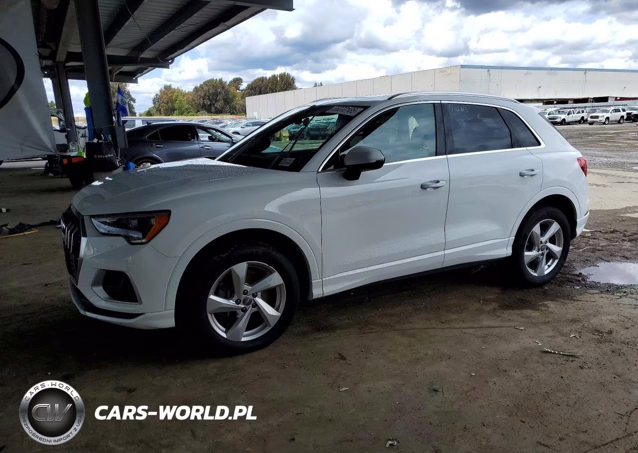 2019 Audi Q3 Premium