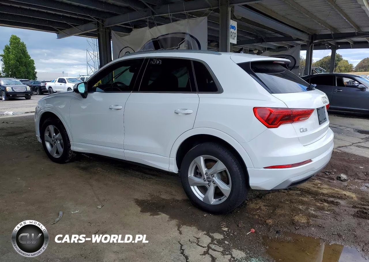 2019 Audi Q3 Premium VIN:WA1AECF32K1078991 - 2