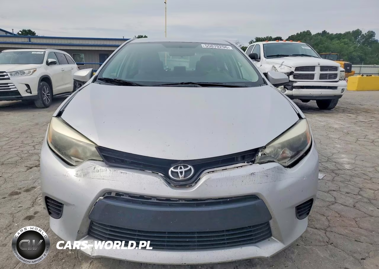 2014 Toyota Corolla Le VIN:5YFBURHE3EP120745 - 5