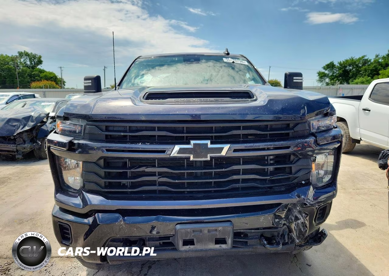 2024 Chevrolet Silverado K2500 Custom VIN:2GC4YME71R1116624 - 5