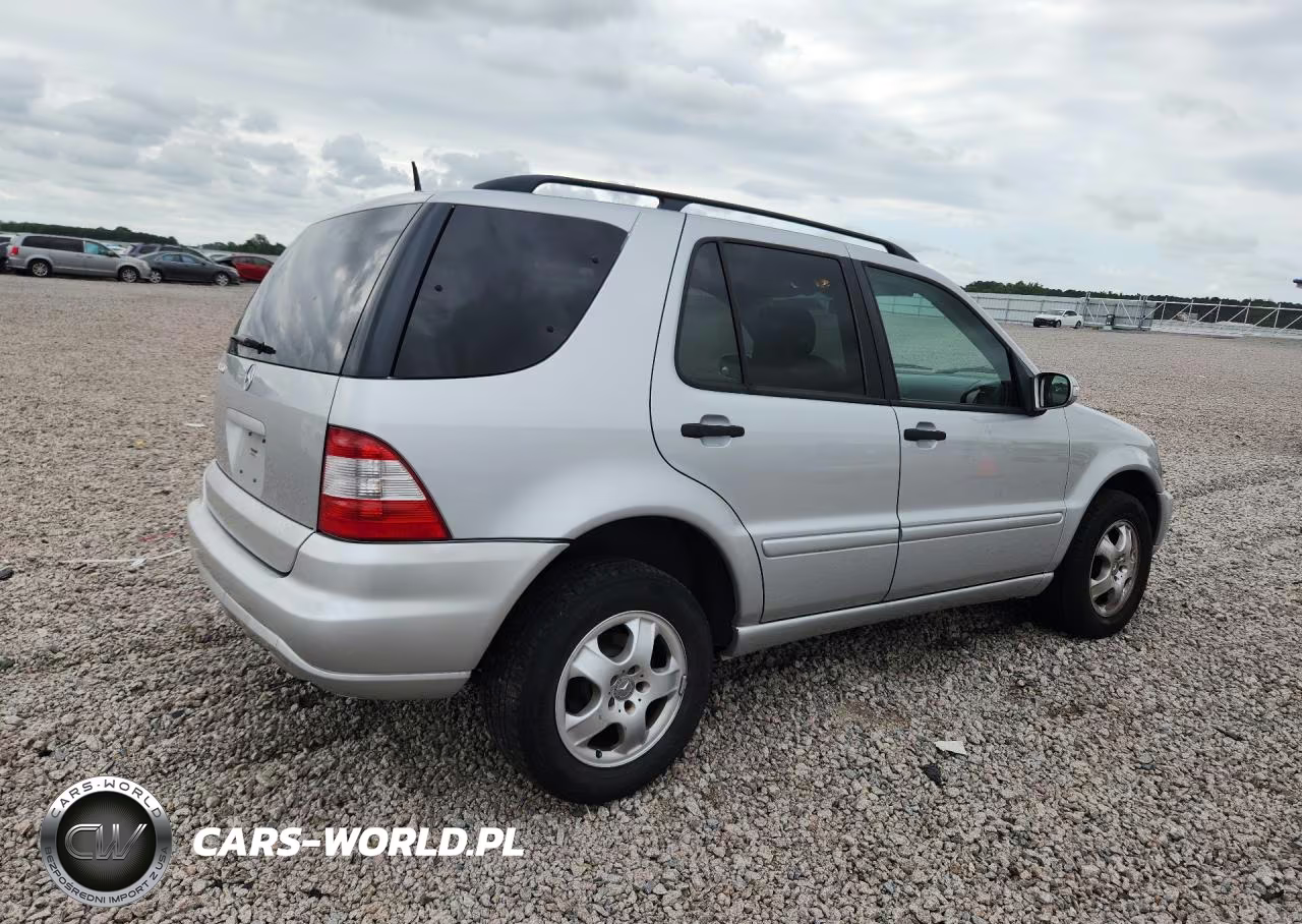 2004 Mercedes-Benz Ml 350 VIN:4JGAB57E14A470823 - 3
