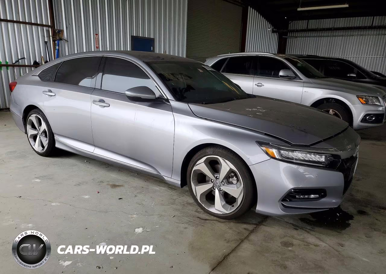 2020 Honda Accord Touring VIN:1HGCV2F92LA031332 - 4
