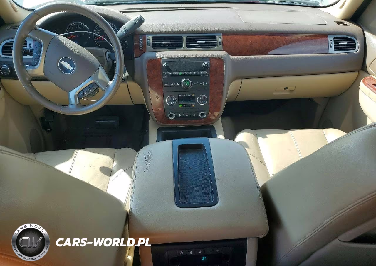 2010 Chevrolet Suburban K1500 Lt VIN:1GNUKJE3XAR129968 - 8