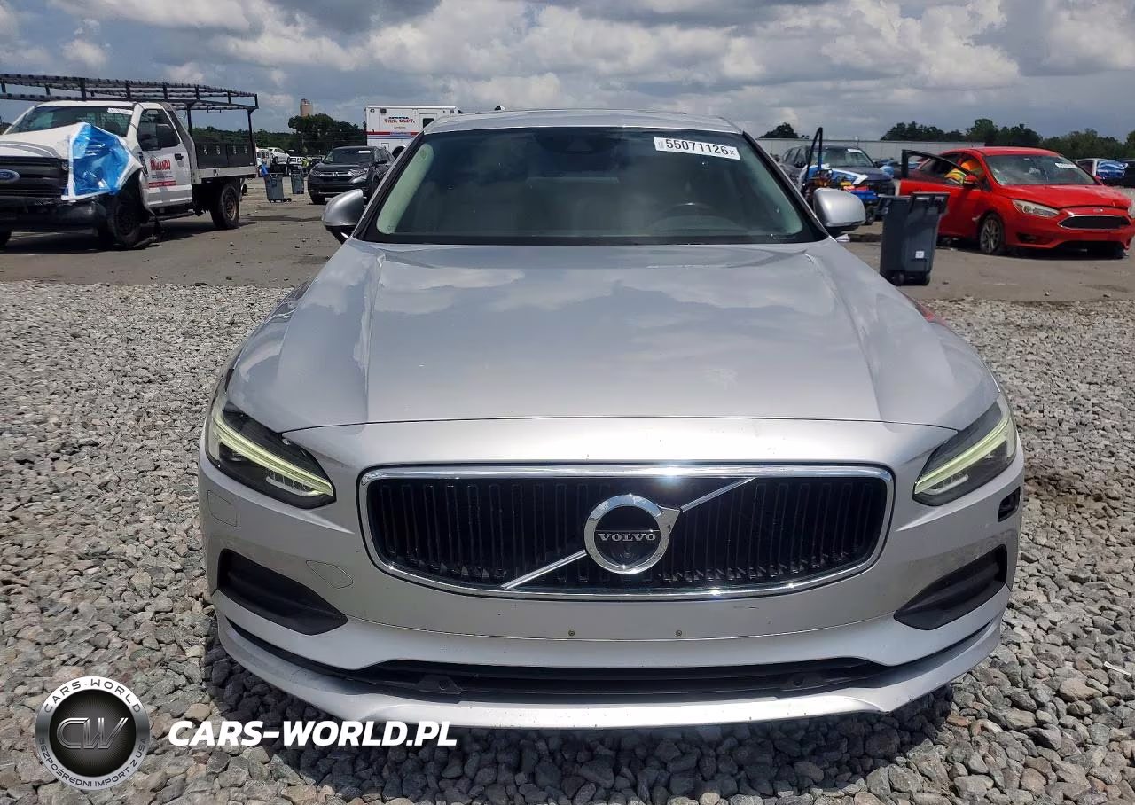 2018 Volvo S90 T5 Momentum VIN:LVY982MK6JP016406 - 5