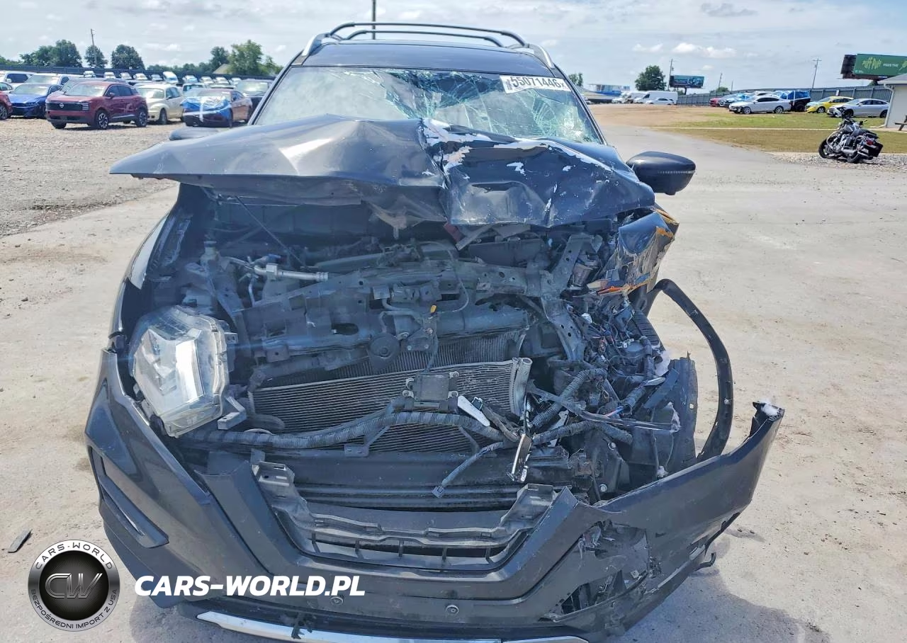 2018 Nissan Rogue S VIN:JN8AT2MV0JW325439 - 5