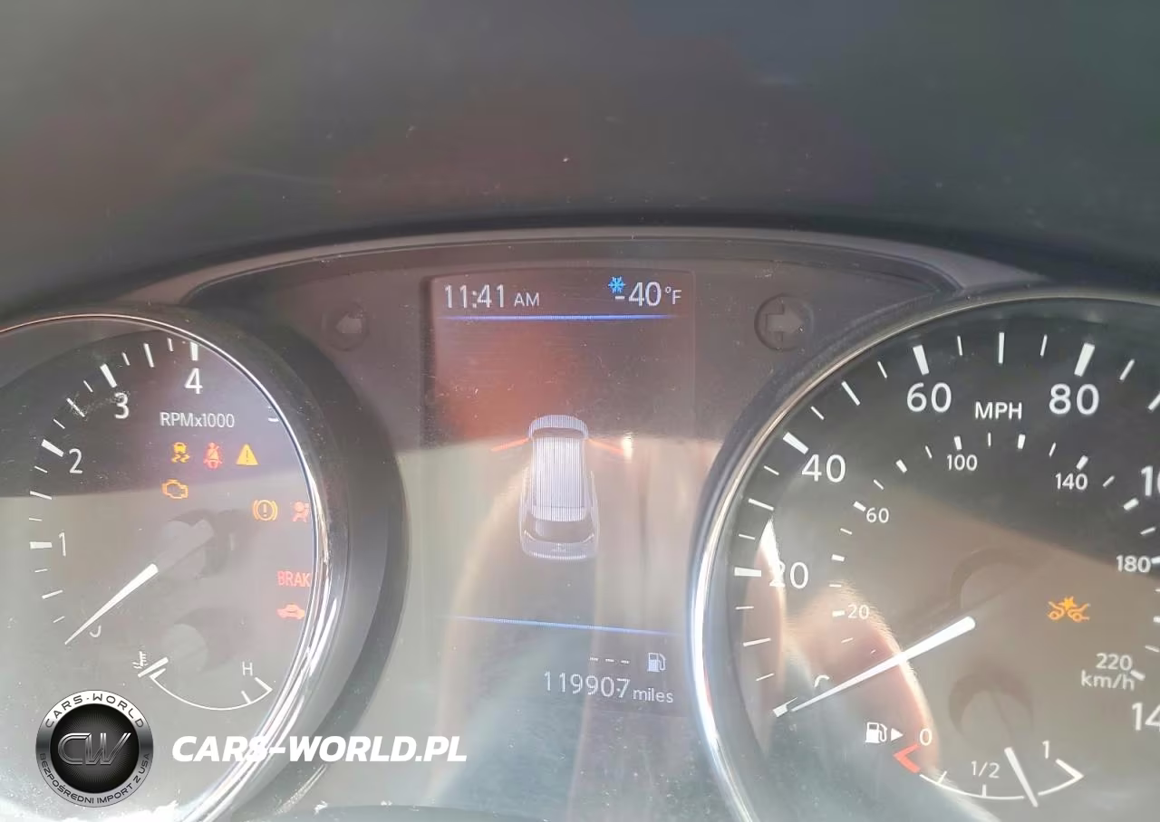 2018 Nissan Rogue S VIN:JN8AT2MV0JW325439 - 9