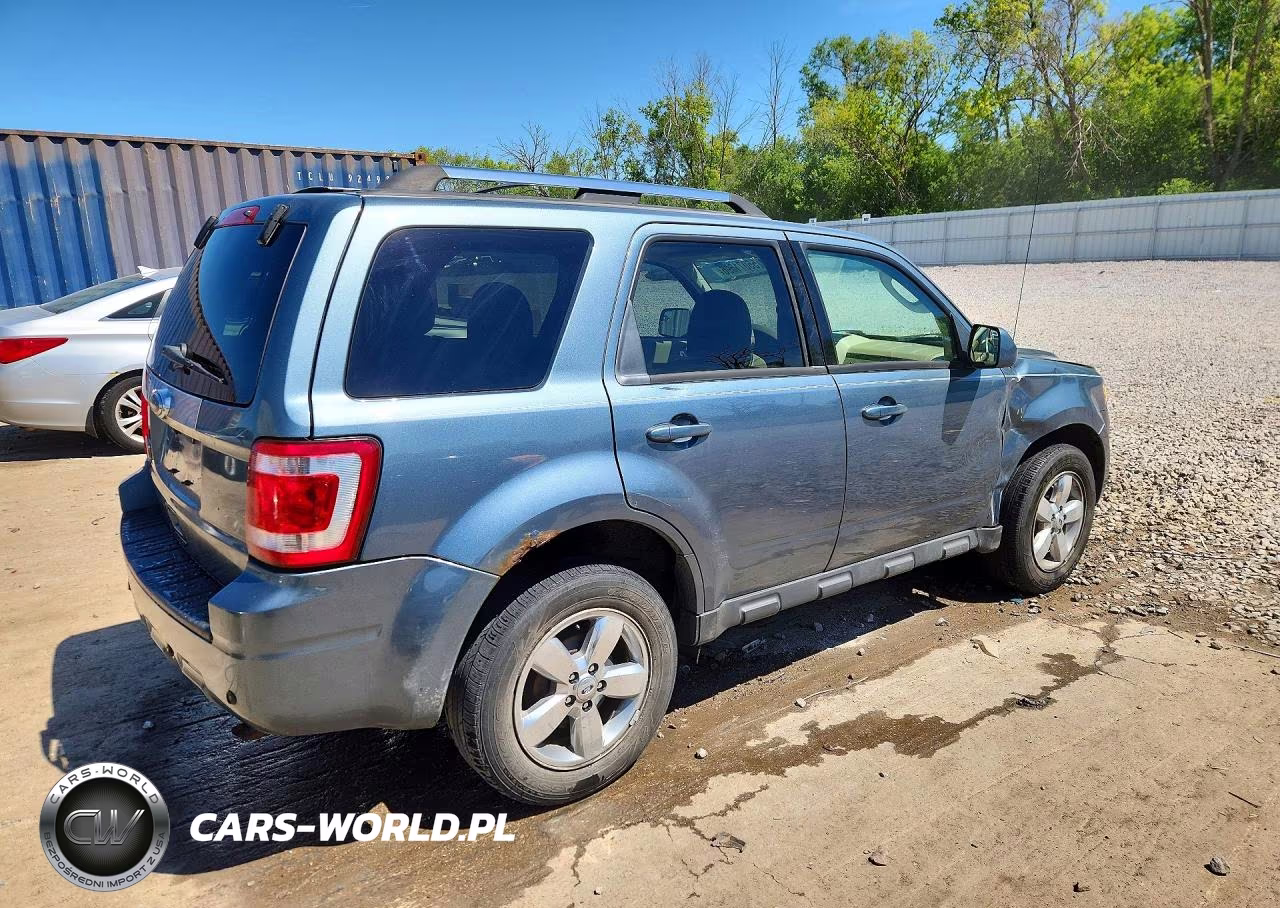 2010 Ford Escape Limited VIN:1FMCU9E73AKC49681 - 3