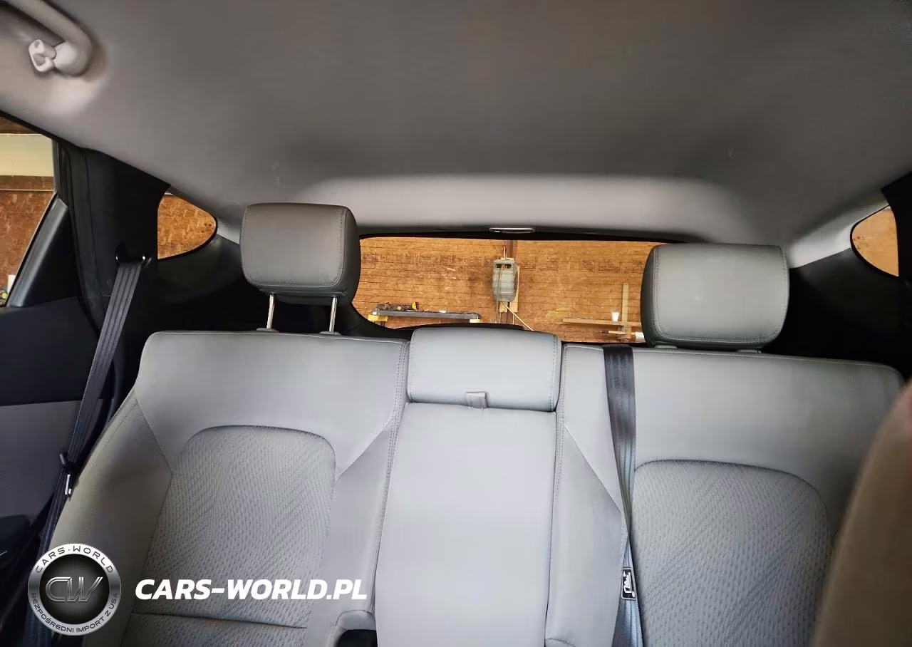 2014 Hyundai Santa Fe Sport 2.4L VIN:5XYZUDLB1EG210771 - 10
