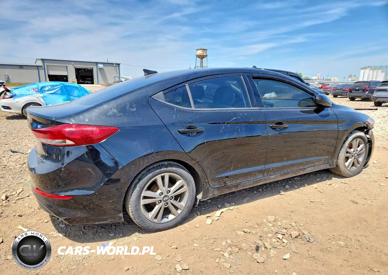 2017 Hyundai Elantra Se VIN:5NPD84LF6HH079657 - 3