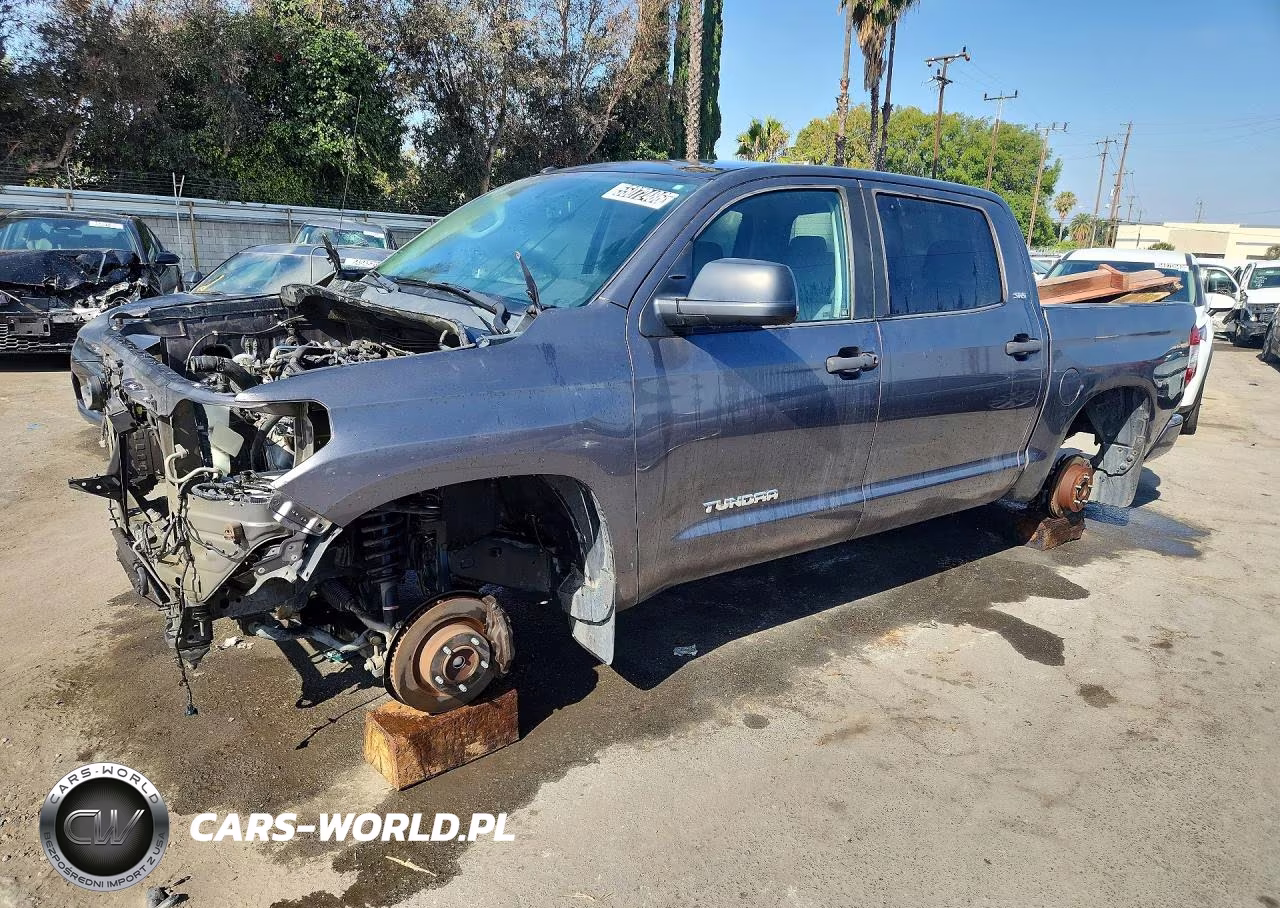2017 Toyota Tundra Crewmax Sr5