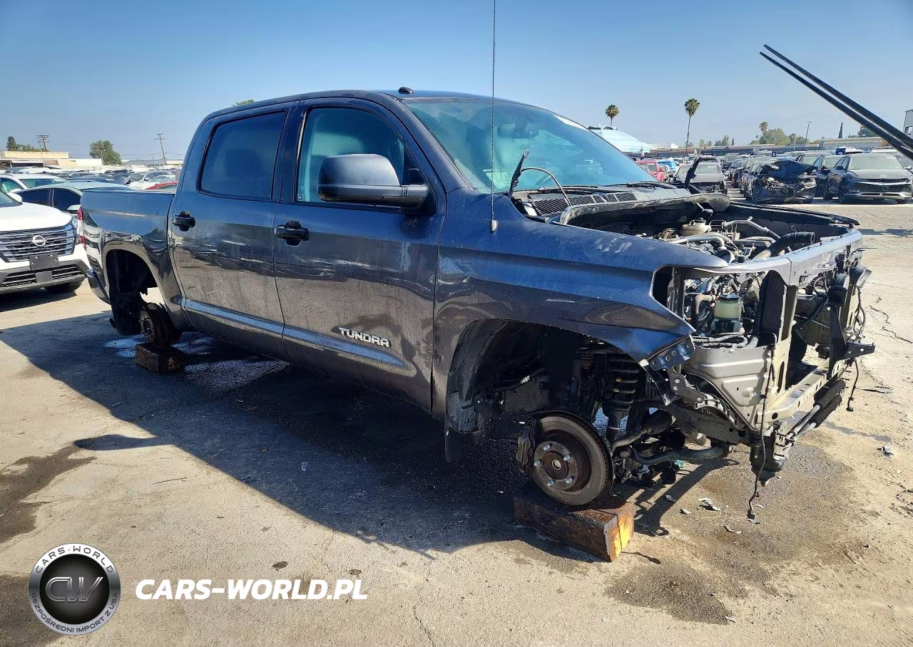 2017 Toyota Tundra Crewmax Sr5 VIN:5TFEM5F16HX112070 - 4