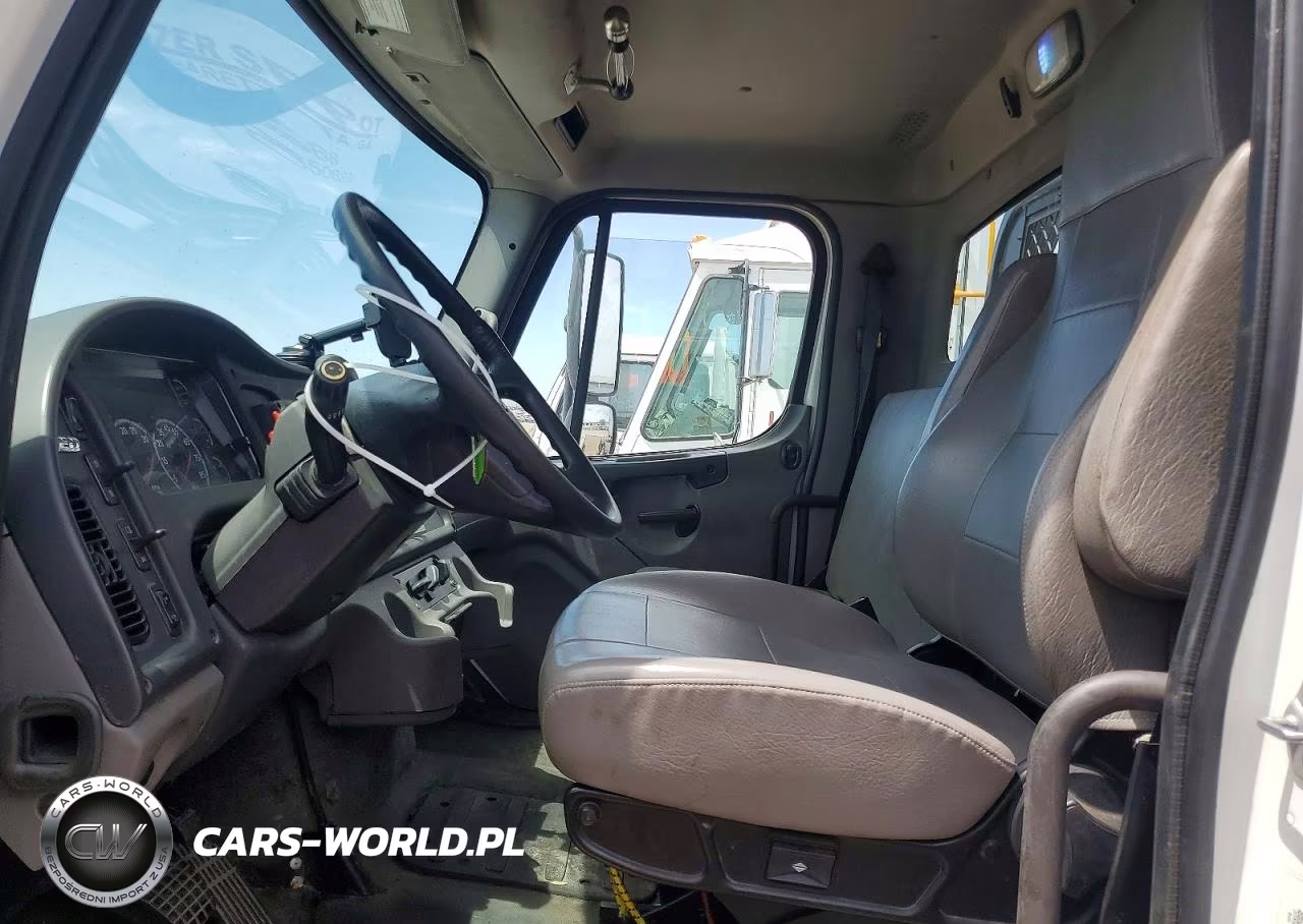 2019 Freightliner M2 106 Medium Duty VIN:1FVACWD24KHJY5124 - 7