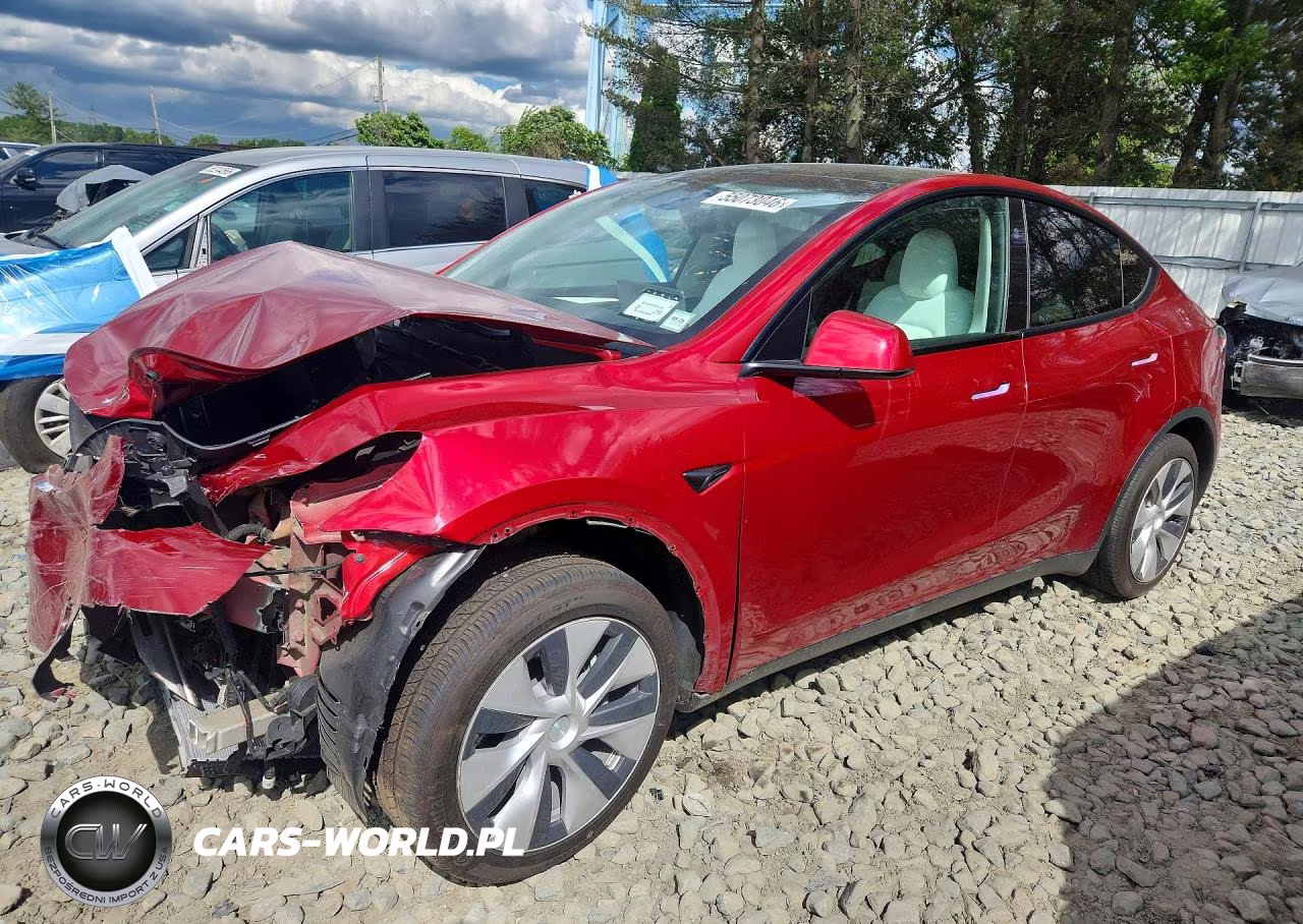 2024 Tesla Model Y – zdjęcie 1 z 12