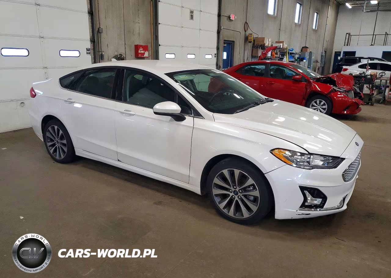 2020 Ford Fusion Se VIN:3FA6P0T9XLR170537 - 4