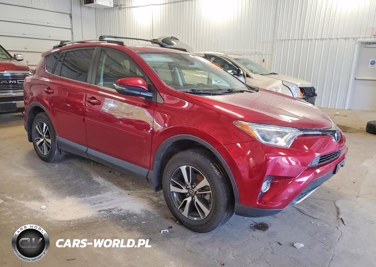 2018 Toyota Rav4 Xle VIN:JTMRFREV7JD256807 - 4