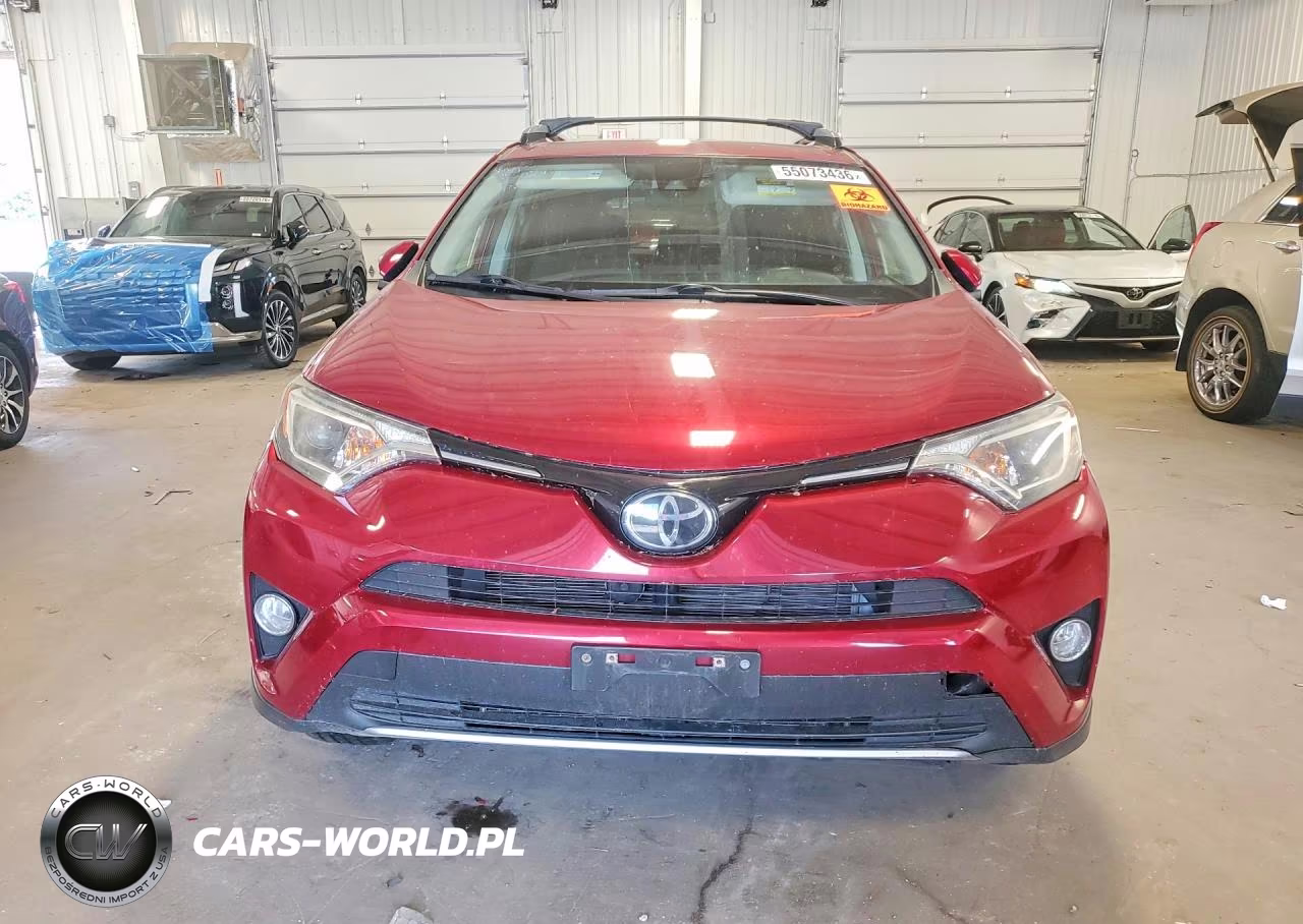 2018 Toyota Rav4 Xle VIN:JTMRFREV7JD256807 - 5
