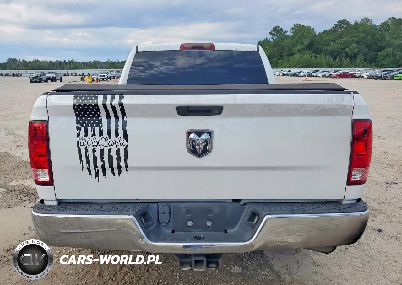 2019 Ram 1500 Classic Tradesman VIN:1C6RR6KM5KS723020 - 6