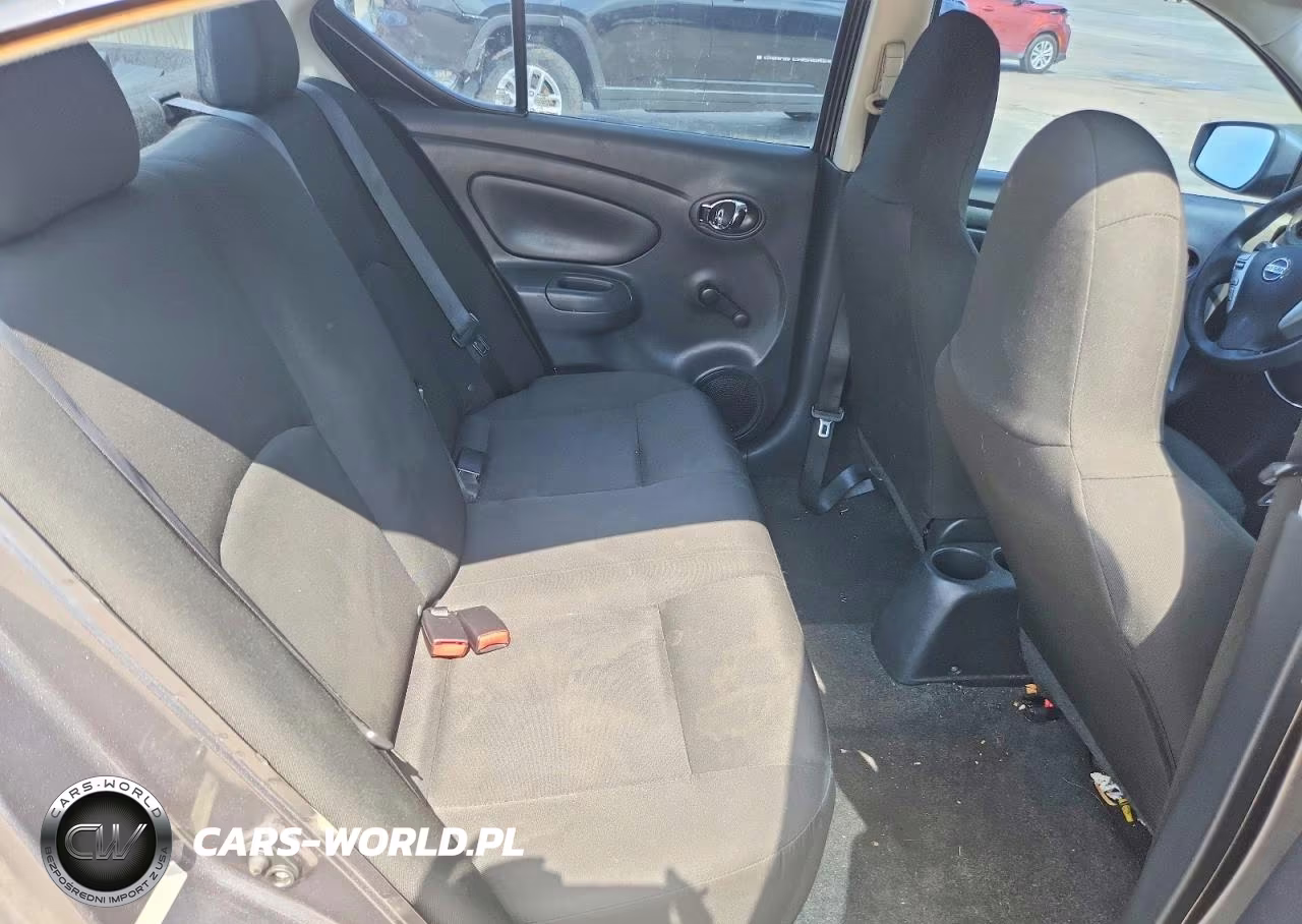 2016 Nissan Versa 1.6 S Plus VIN:3N1CN7AP3GL836677 - 10