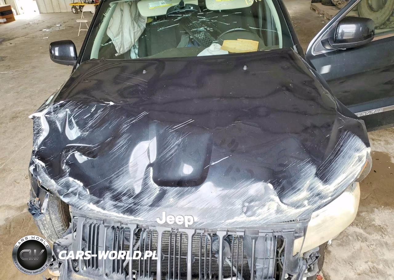 2012 Jeep Grand Cherokee Laredo VIN:1C4RJFAG0CC135338 - 12