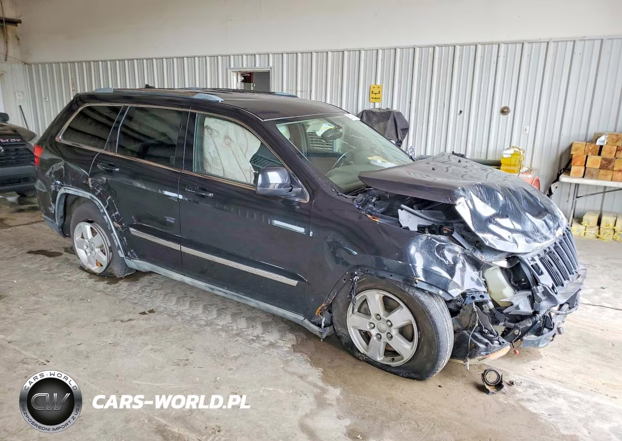 2012 Jeep Grand Cherokee Laredo VIN:1C4RJFAG0CC135338 - 4