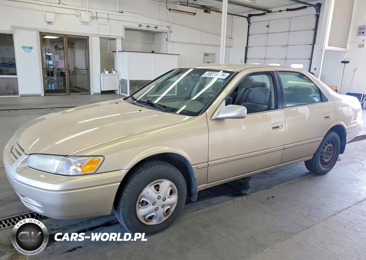 1999 Toyota Camry Le