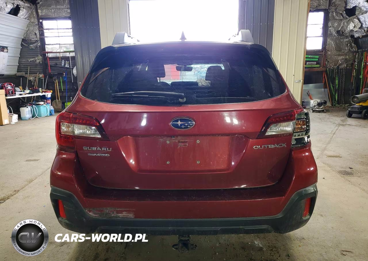 2018 Subaru Outback 2.5I Premium VIN:4S4BSACC0J3315939 - 6