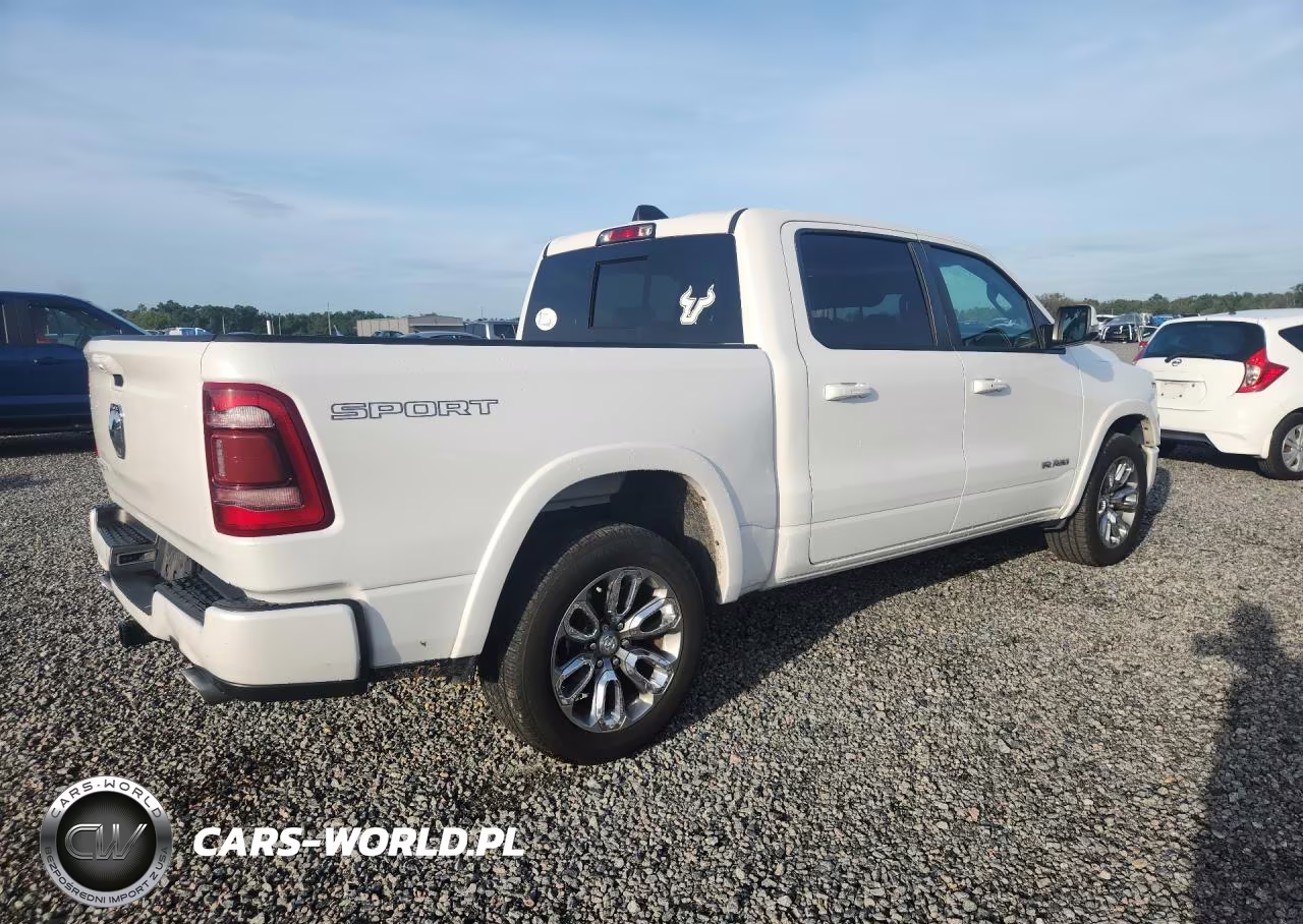 2020 Ram 1500 Laramie VIN:1C6RREJT7LN210743 - 3