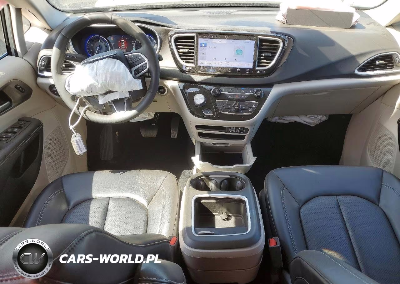 2024 Chrysler Pacifica Touring L VIN:2C4RC1BG2RR155201 - 8