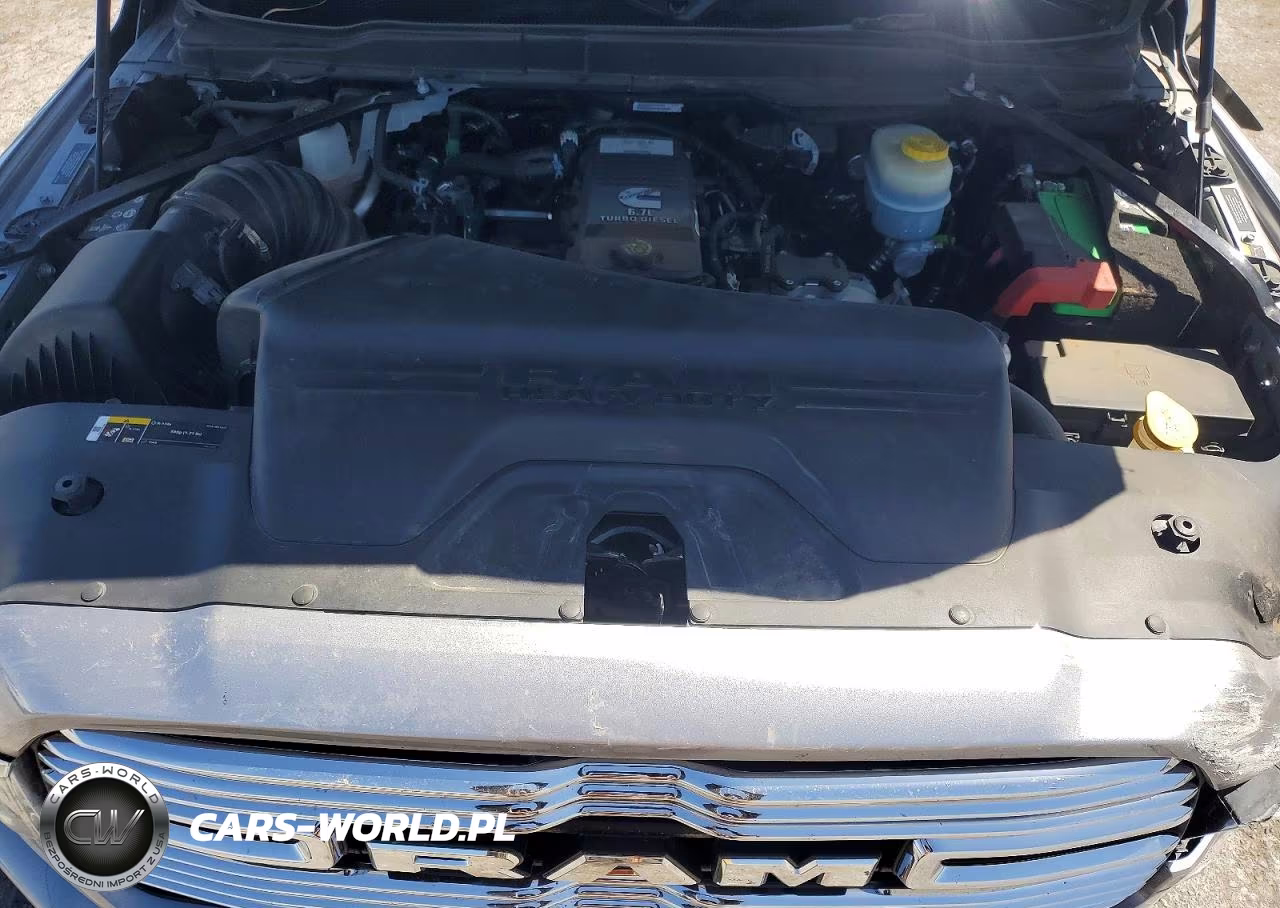 2022 Ram 2500 Laramie VIN:3C6UR5KL4NG392258 - 11