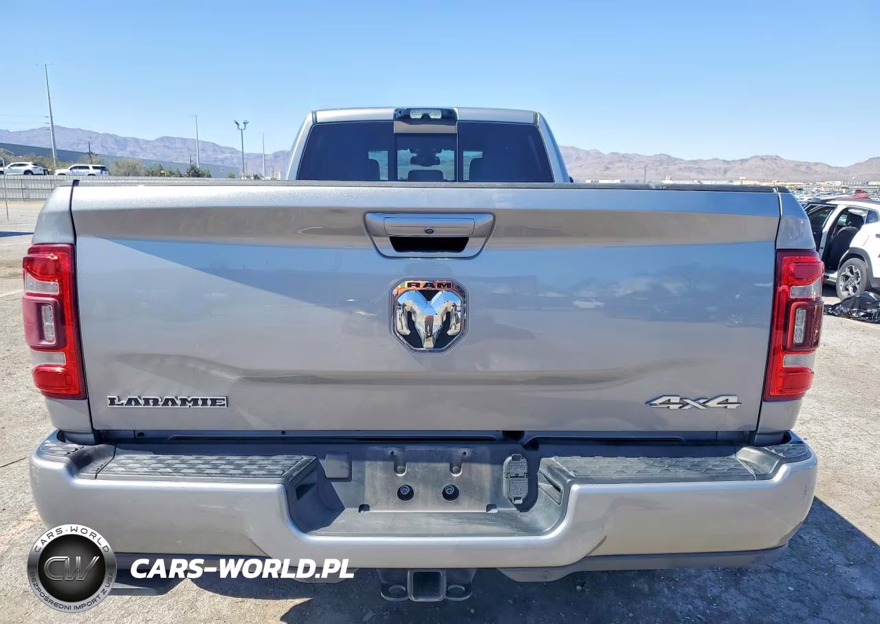 2022 Ram 2500 Laramie VIN:3C6UR5KL4NG392258 - 6
